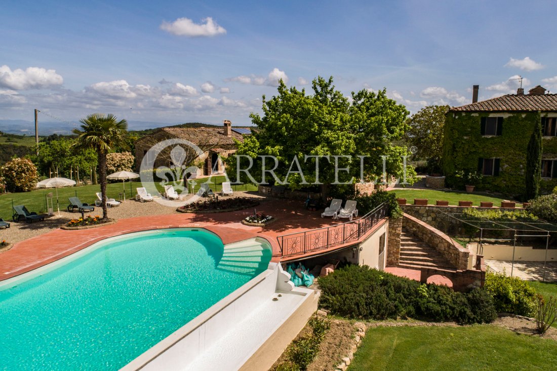 Country House in Murlo, Tuscany, Italy 2 - 13943488