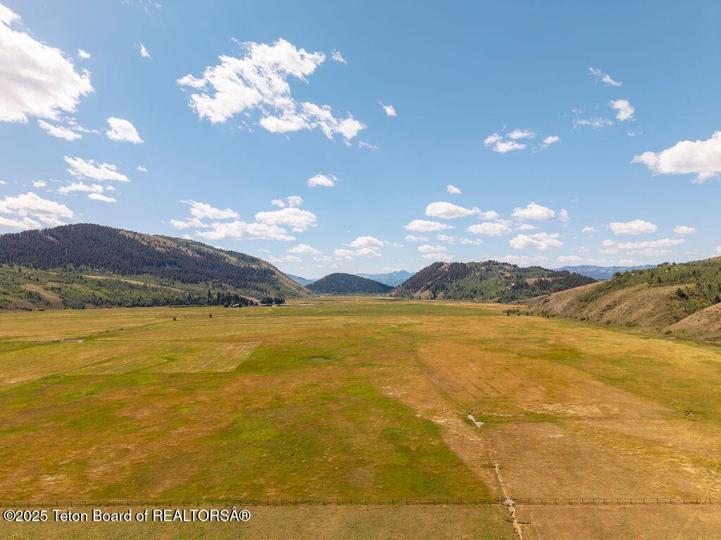 Land in Jackson, Wyoming, United States 3 - 17098600