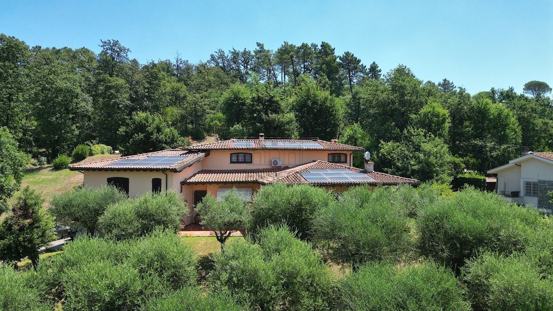 Villa in Area Monte San Quirico - Sant'Alessio, Lucca, Tuscany 1 - 15592760