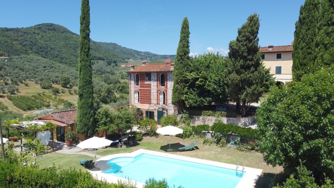 Country House in Pieve di Brancoli, Lucca, Tuscany 1 - 14952792
