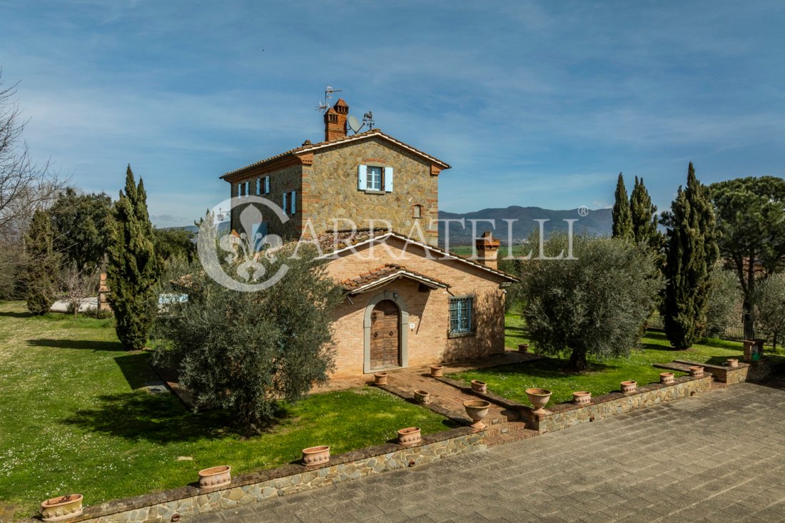 Country House in Center, Arezzo, Tuscany 1 - 14012094