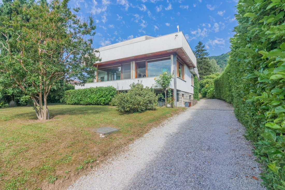 Villa in Erba, Lombardy, Italy 3 - 14557339