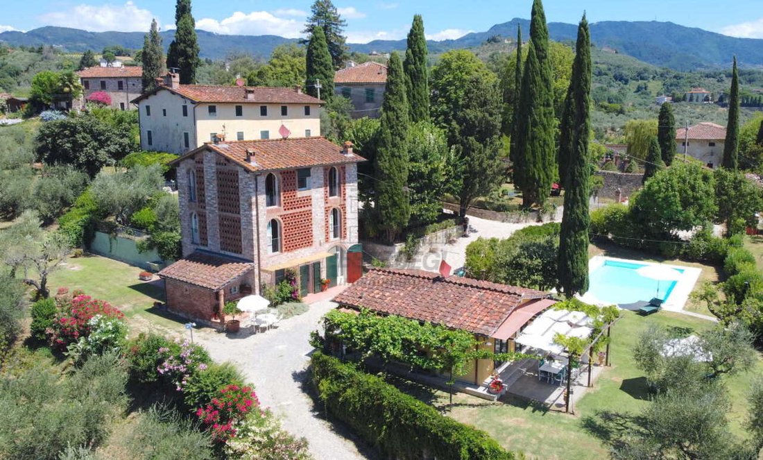 Country House in Pieve di Brancoli, Lucca, Tuscany 2 - 14952792