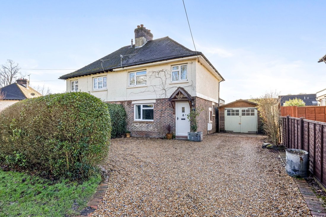 House in Fittleworth, England 1 - 17104453