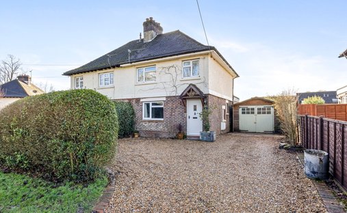 House in Fittleworth, England 1