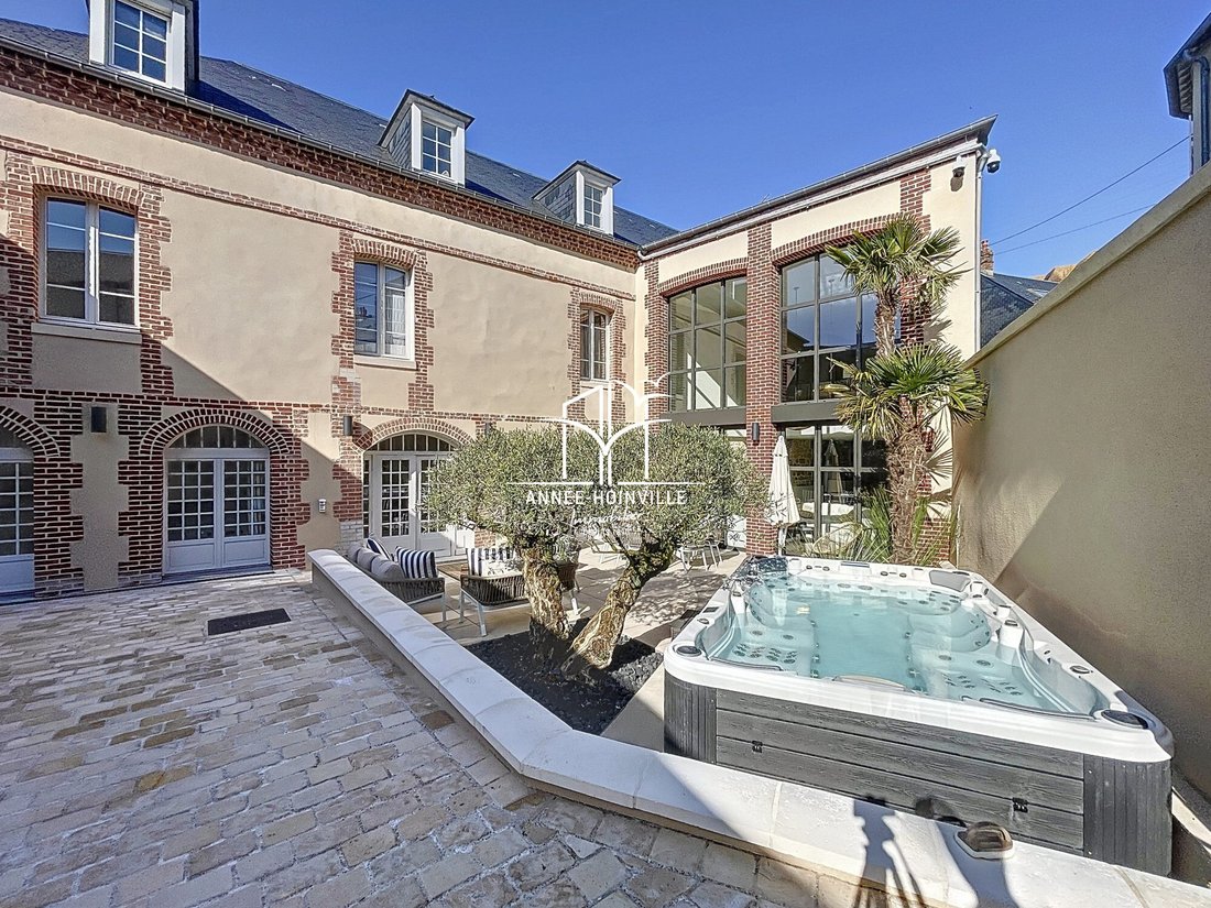 Villa in Trouville-sur-Mer, Normandy, France 1 - 17112377