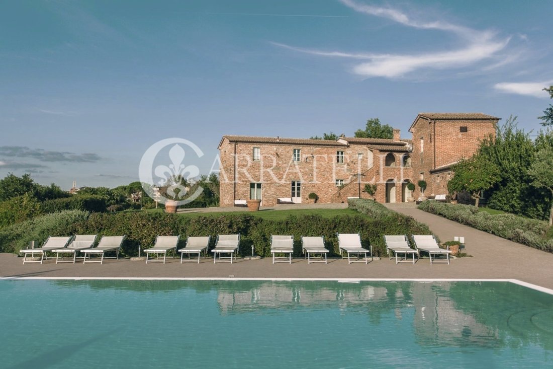 Country House in Foiano della Chiana, Tuscany, Italy 1 - 12296466