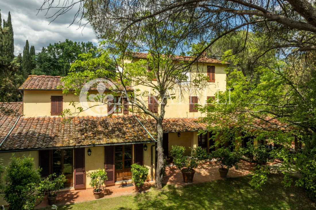 Villa in San Filippo, Lucca, Italy 2 - 14021452
