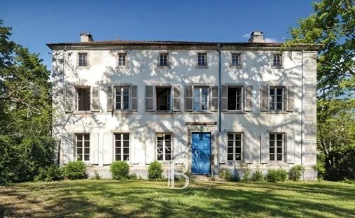 Casa en Centre, Riom, Francia 1