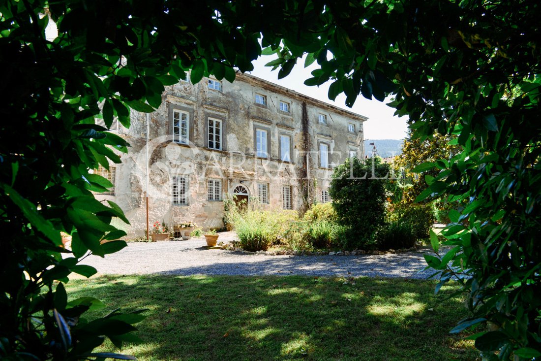 Villa in Compitese, Capannori, Tuscany 3 - 13559026