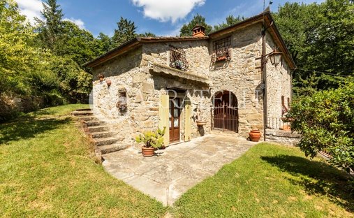 Country House in Subbiano, Tuscany, Italy 1