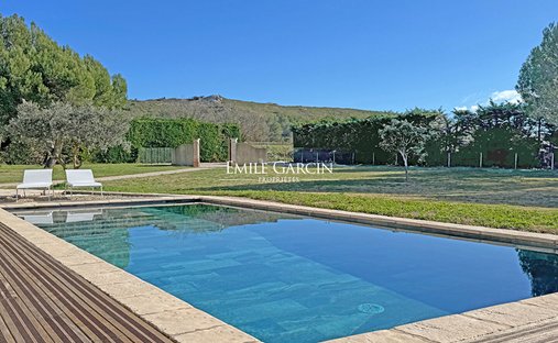 Villa in Boulbon, Provence-Alpes-Côte d'Azur, France 1