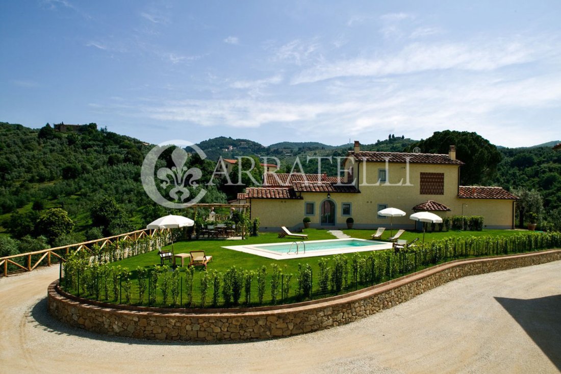 Country House in Lamporecchio, Tuscany, Italy 2 - 13086836