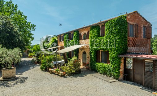 Country House in Torrita di Siena, Tuscany, Italy 1