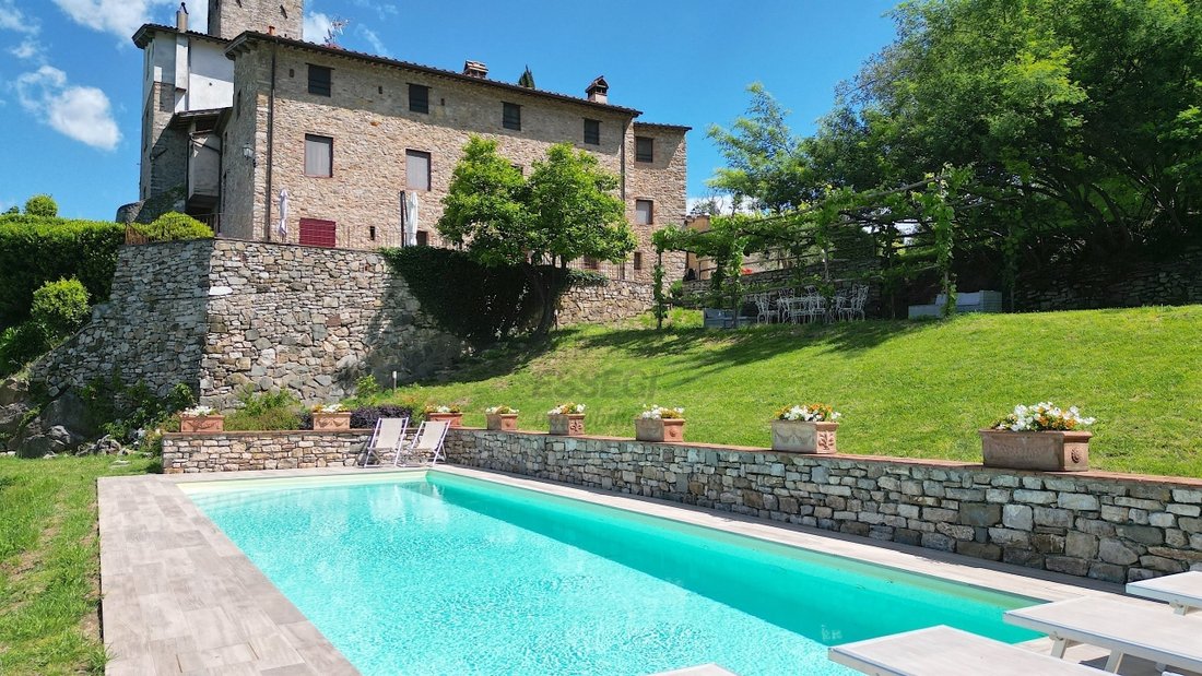 Country House in Area Monte San Quirico - Sant'Alessio, Lucca, Tuscany 3 - 15285649