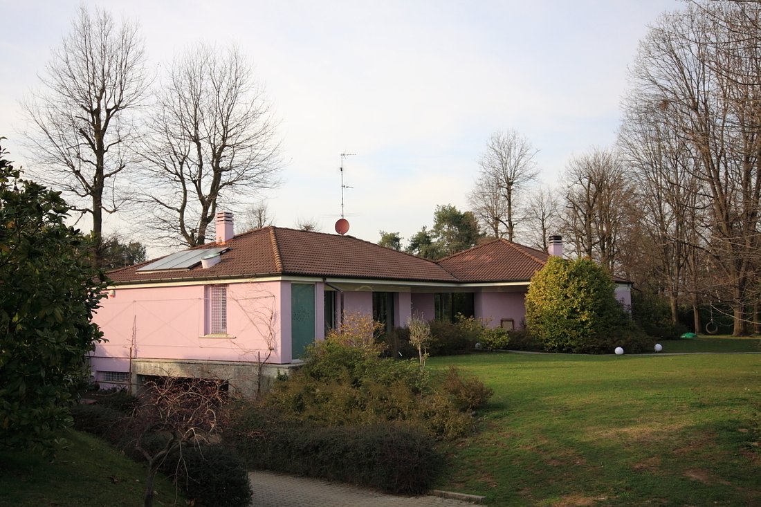 Villa in Guanzate, Lombardy, Italy 3 - 12094943