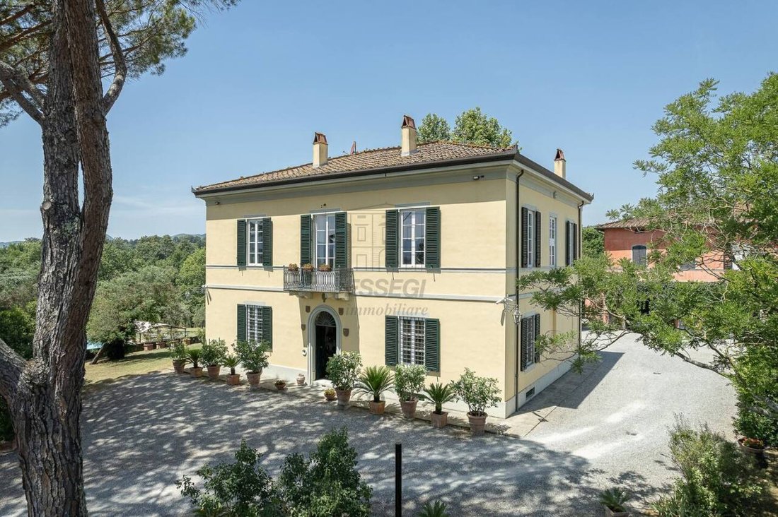 Villa in Area Monte San Quirico - Sant'Alessio, Lucca, Tuscany 1 - 15122805