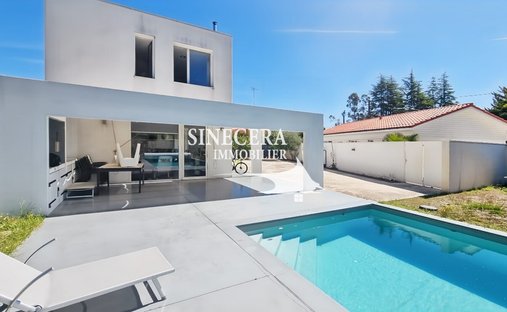 Villa in Biscarrosse, Nouvelle-Aquitaine, France 1
