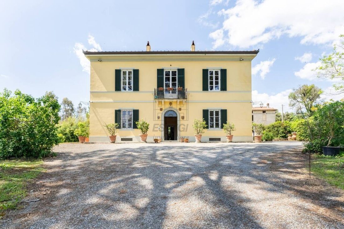Villa in Area Monte San Quirico - Sant'Alessio, Lucca, Tuscany 5 - 15122805