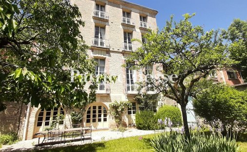 House in Ouest, Chatillon-sur-Seine, France 1