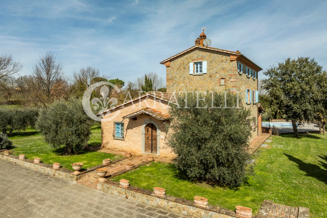Country House in Center, Arezzo, Tuscany 2 - 14012094