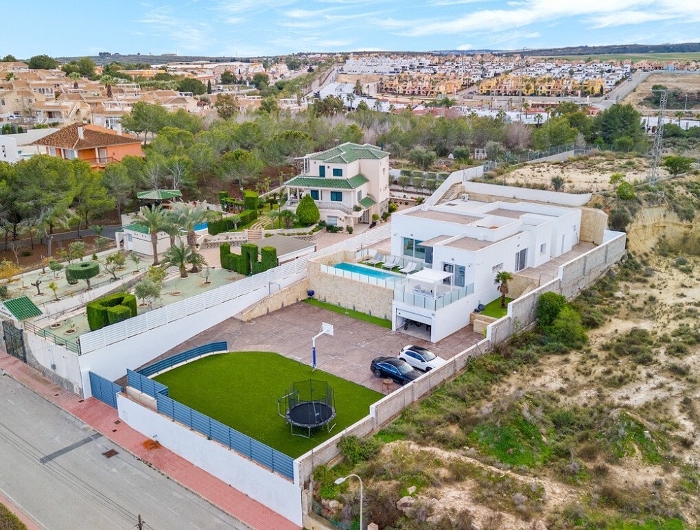 Villa in Almoradí, Land Valencia, Spanien 3 - 17099746