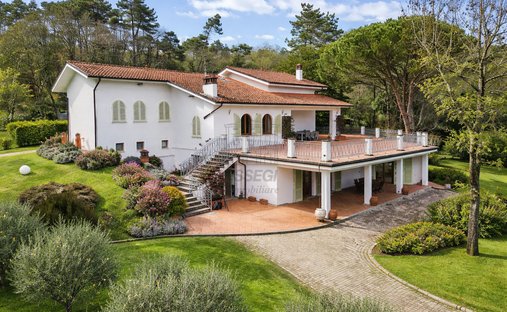 Villa in Area Monte San Quirico - Sant'Alessio, Lucca, Tuscany 1