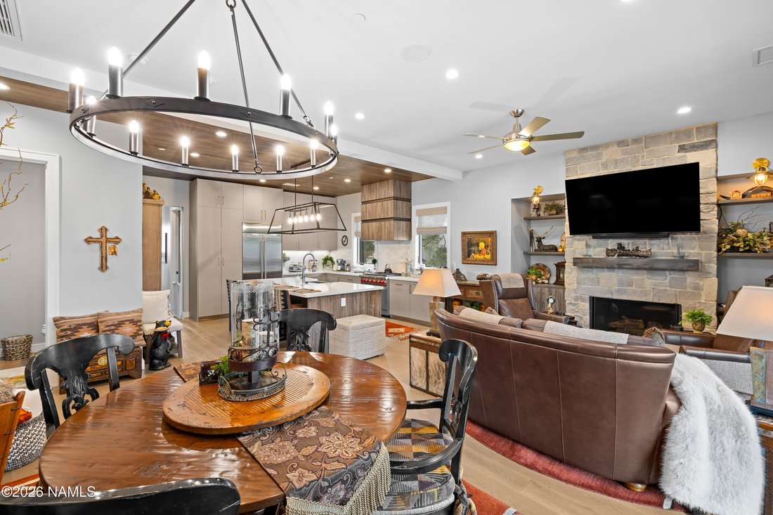 Condo in Flagstaff, Arizona, United States 5 - 17102299