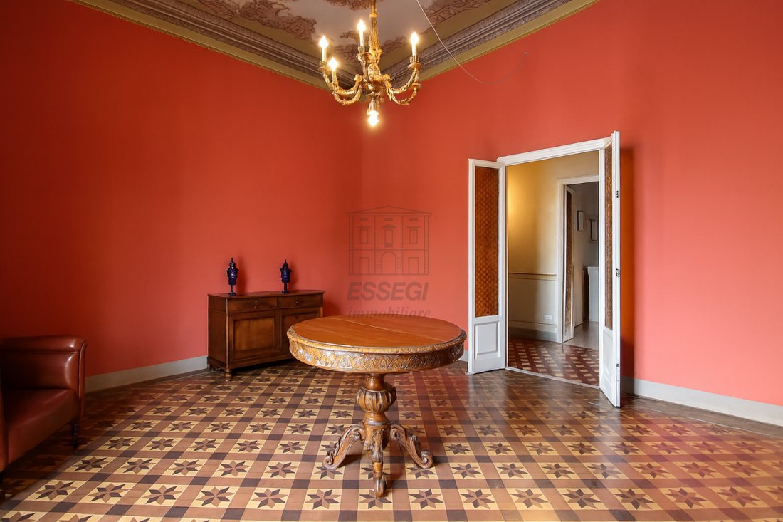 Apartment in Historic Center, Lucca, Tuscany 3 - 16489236