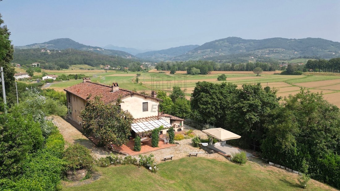 Country House in San Marco, Lucca, Italy 2 - 15255910