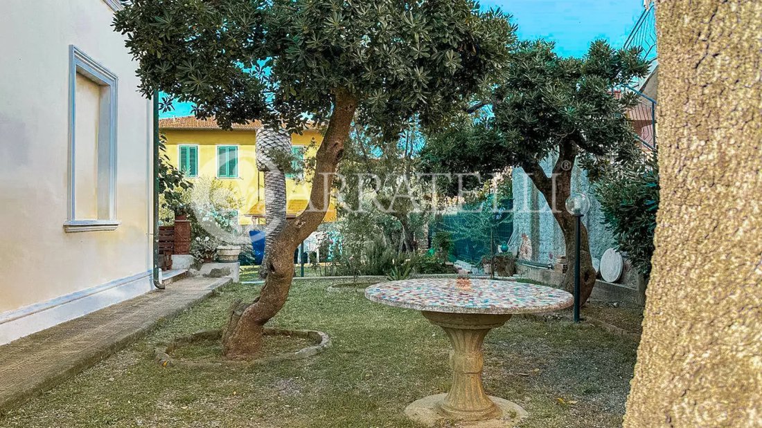 Villa in Cecina Centro, Cecina, Tuscany 2 - 15722545