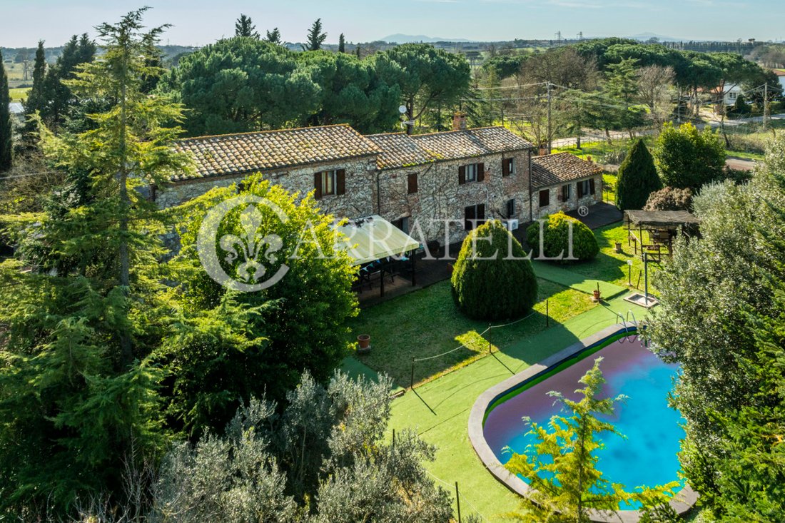 Country House in Castiglione del Lago, Umbria, Italy 1 - 15244507