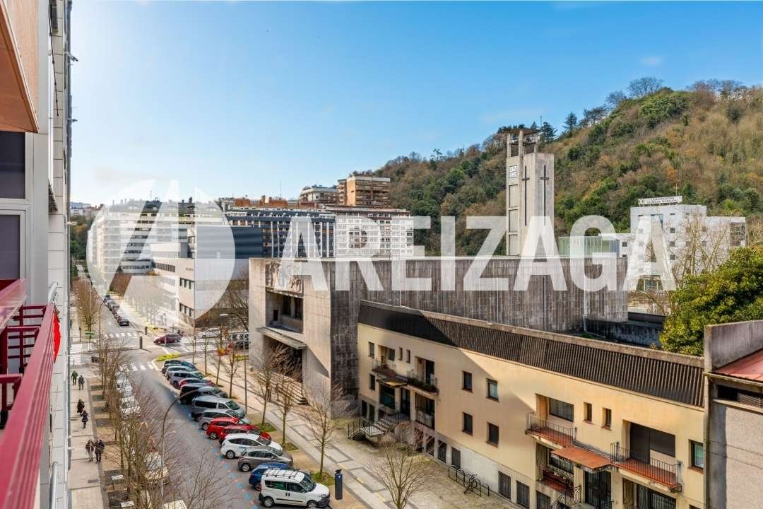 Apartment in Centro, Donostia-San Sebastian, Spain 2 - 17103904