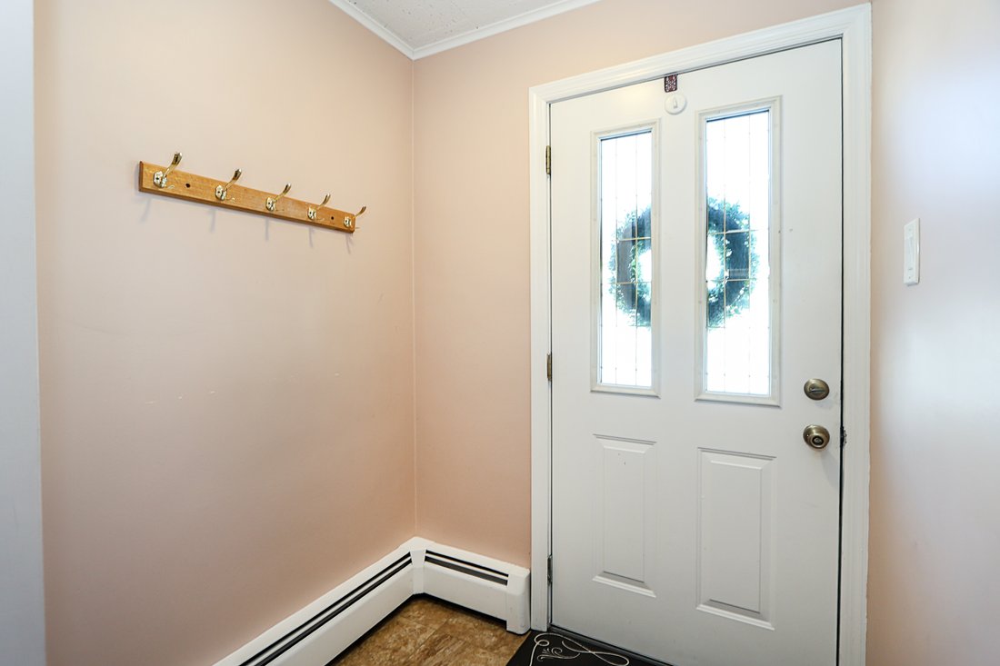 House in Levittown, New York, United States 3 - 17099383