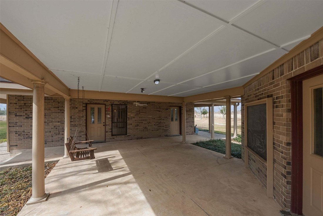 House in Highlands, Texas, United States 4 - 17101295