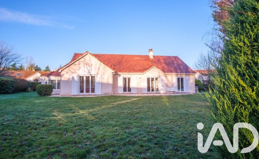 House in Nord Ouest, Claye-Souilly, France 1