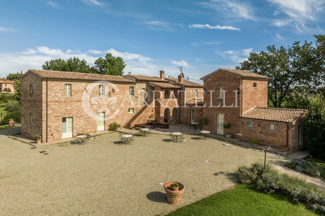 Country House in Foiano della Chiana, Tuscany, Italy 4 - 12296466