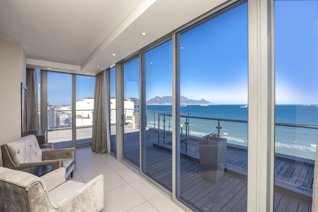 Apartment in West Beach, Cape Town, Western Cape 1 - 17100278