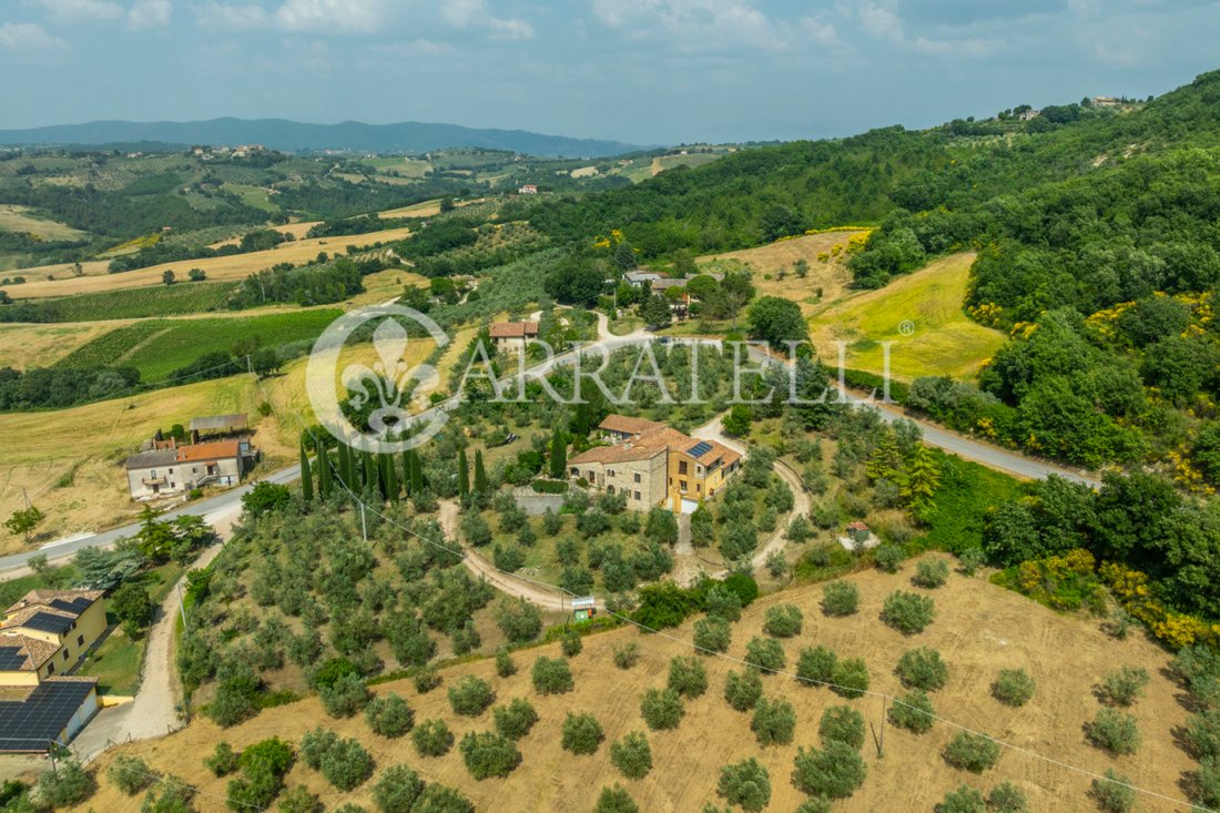 Country House in Todi, Umbria, Italy 3 - 15852024