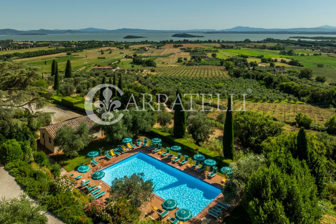 Country House in Tuoro sul Trasimeno, Umbria, Italy 4 - 14501088