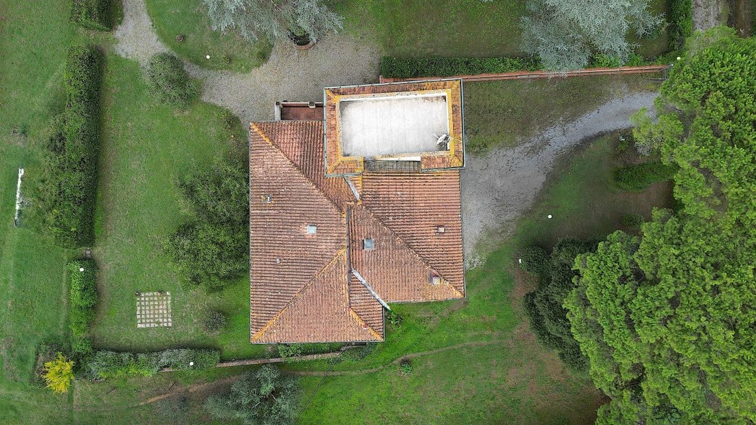 Villa in Area Monte San Quirico - Sant'Alessio, Lucca, Tuscany 5 - 16192958