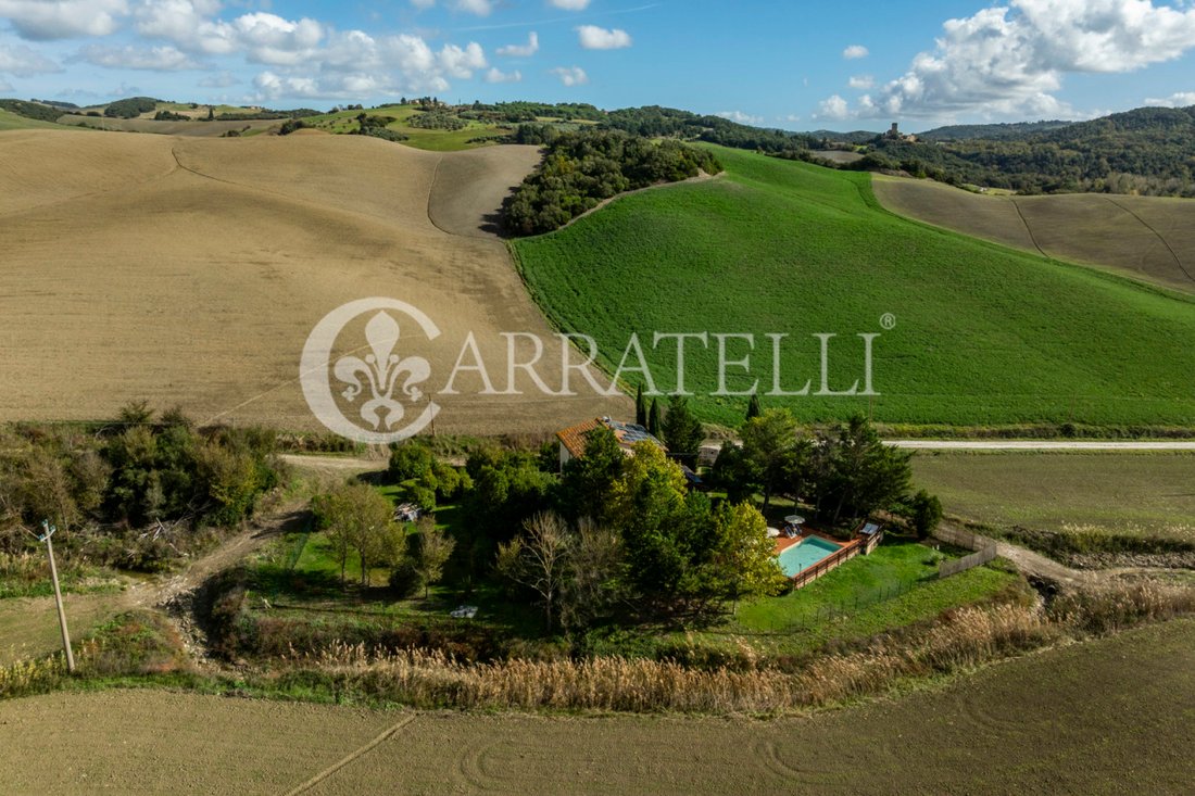 Country House in Volterra, Tuscany, Italy 2 - 16543157