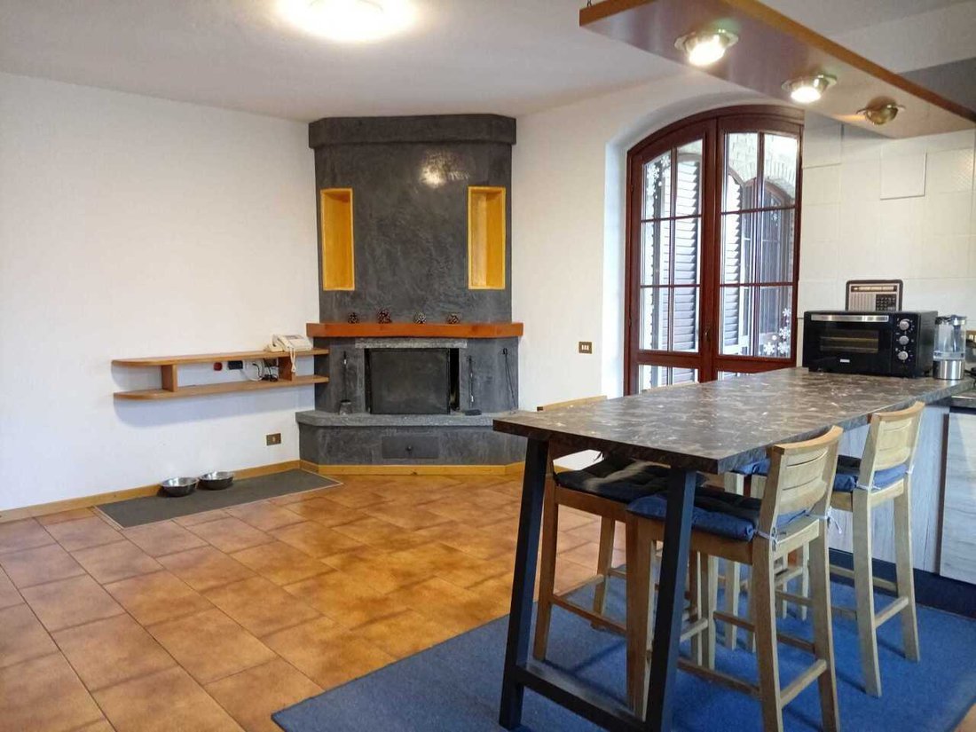 Villa in Brenna, Lombardy, Italy 4 - 14211703