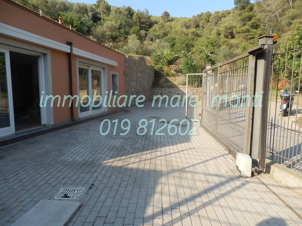 Villa in Spotorno, Liguria, Italy 3 - 17111001