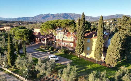 Maisons de campagne à Montecarlo, Toscane, Italie 1