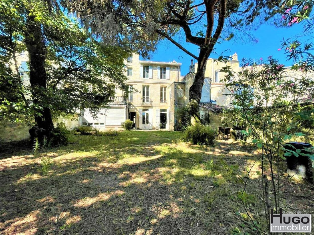 Villa in Grand Parc-Chartrons-Paul Doumer, Bordeaux, France 1 - 17104492