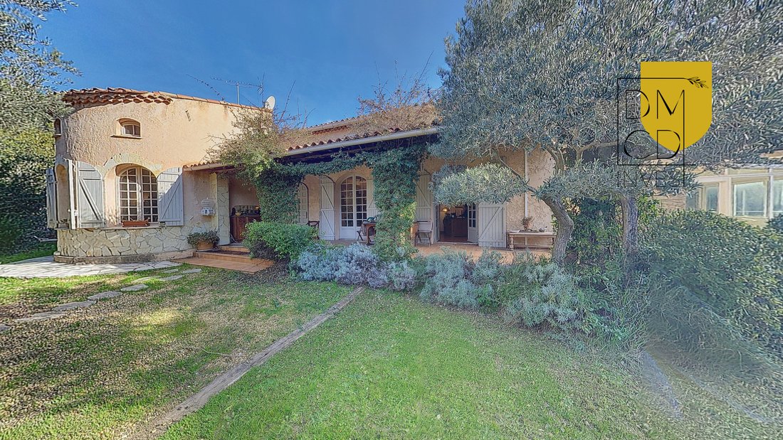 Villa in Ensuès-la-Redonne, Provence-Alpes-Côte d'Azur, France 1 - 17104392