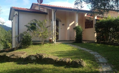 Villa a Fiumaretta, Ameglia, Liguria 1