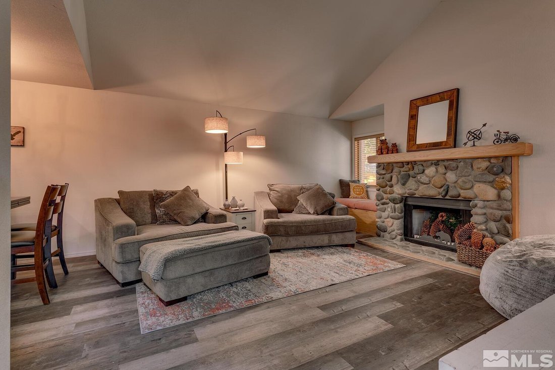 Condo in Incline Village, Nevada, United States 4 - 17103109