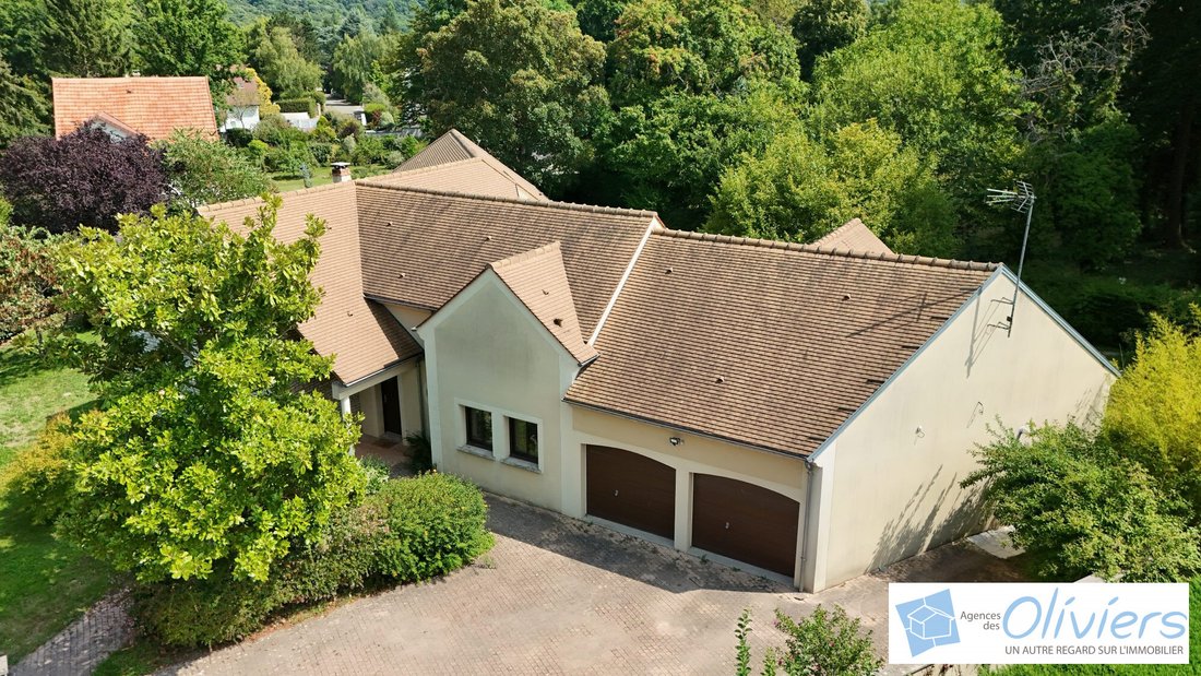 House in Dampierre-en-Yvelines, Ile-de-France, France 2 - 17112982